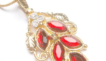 絲之吻 以飾品訴說柔情，用銷售編織時尚